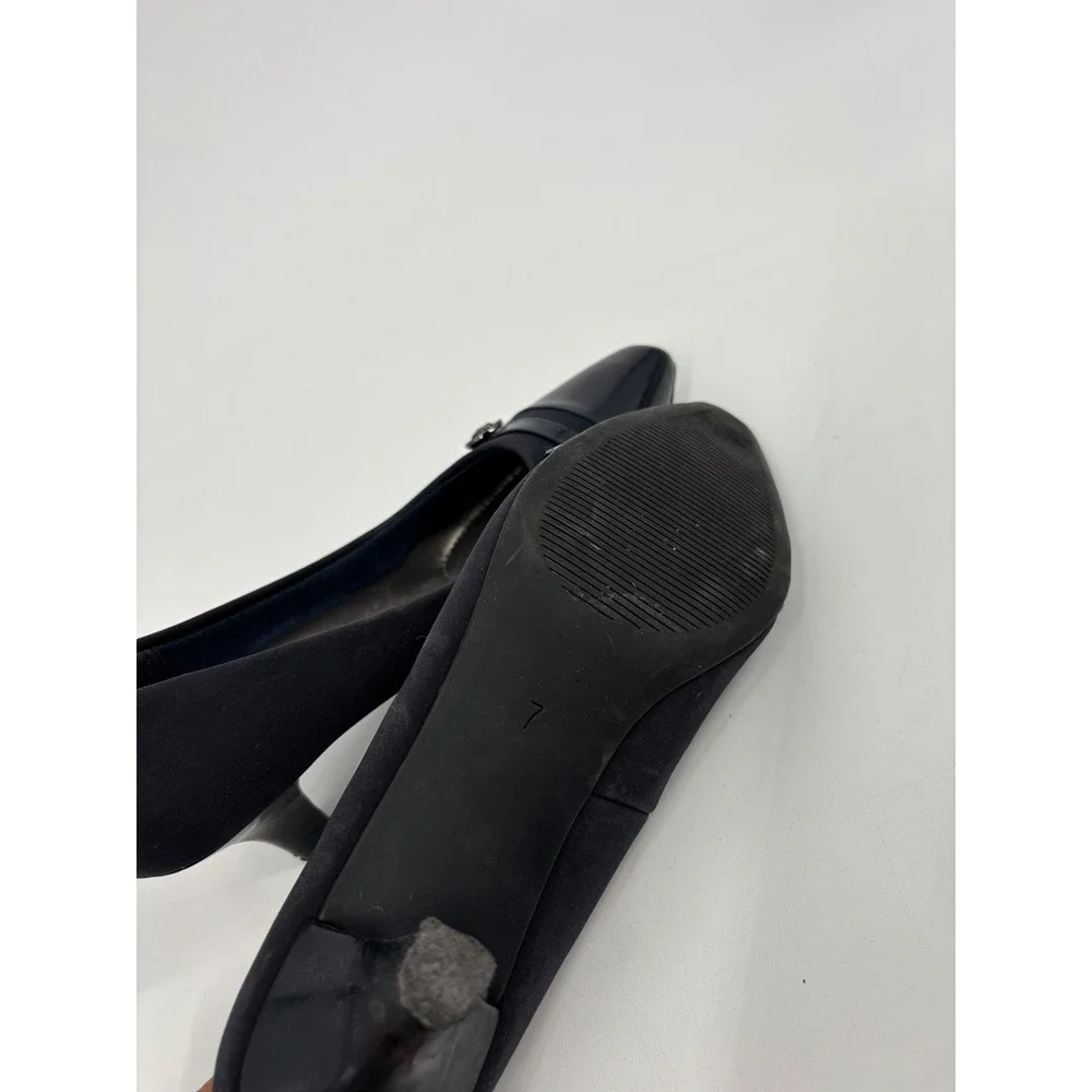 Kelly & Katie Pumps Womens 7.5 Black‎ Fabric Patent Cap Toe Kitten Heel Hardware